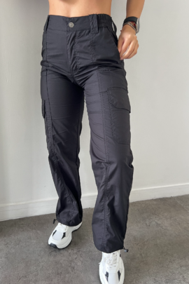 Pantalón Parachute Negro Mia