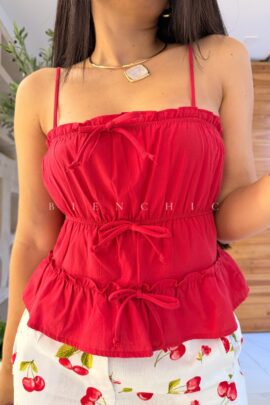 Top peplum rojo con tirantes