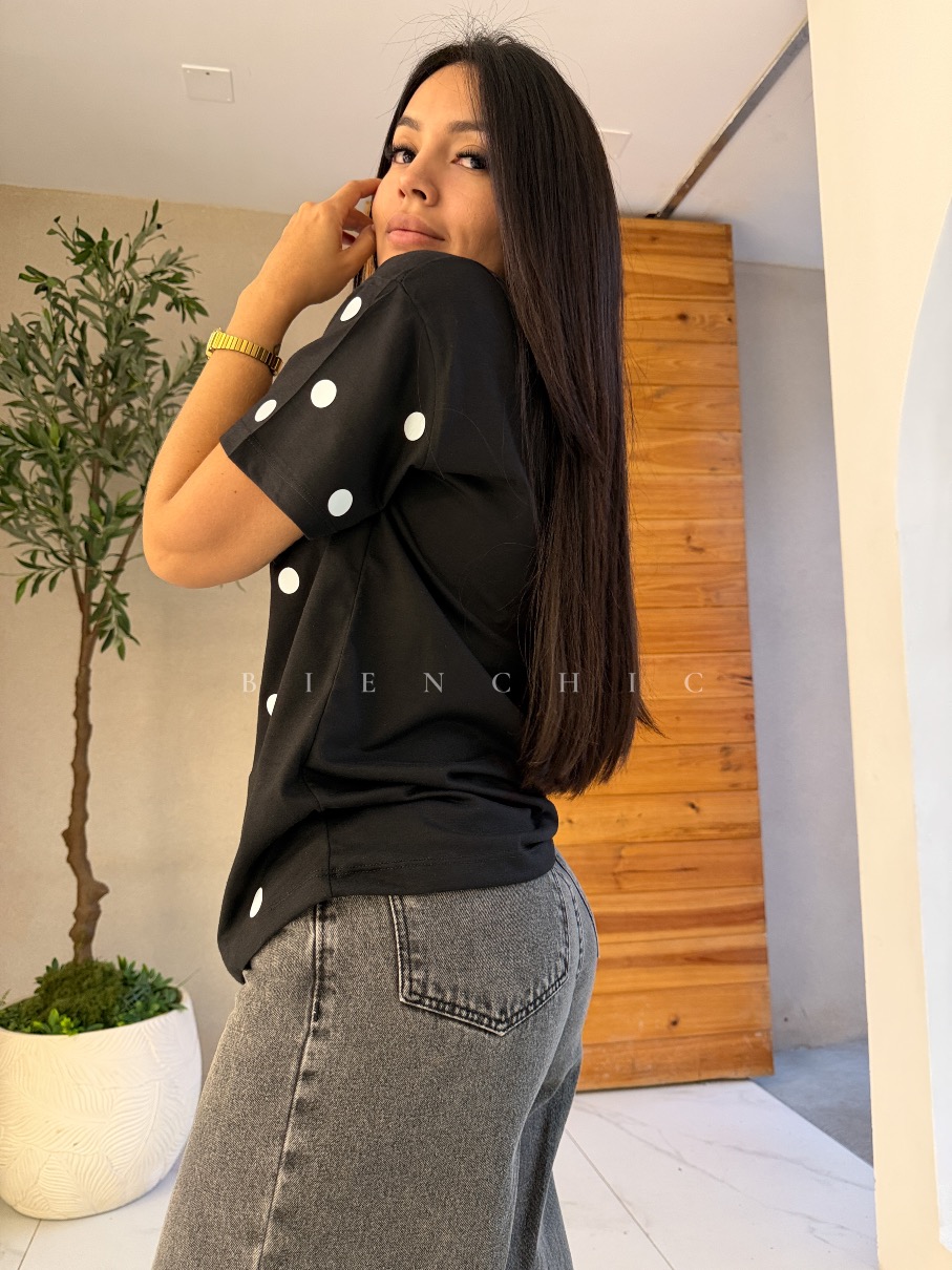 Camiseta de Lunares Grandes Camila - Imagen 16
