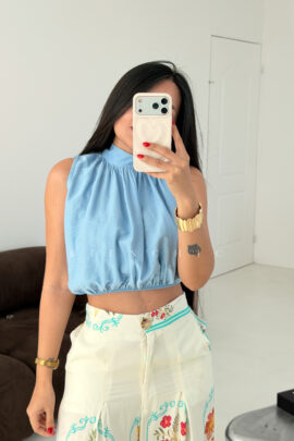 Blusa cuello alto Ada